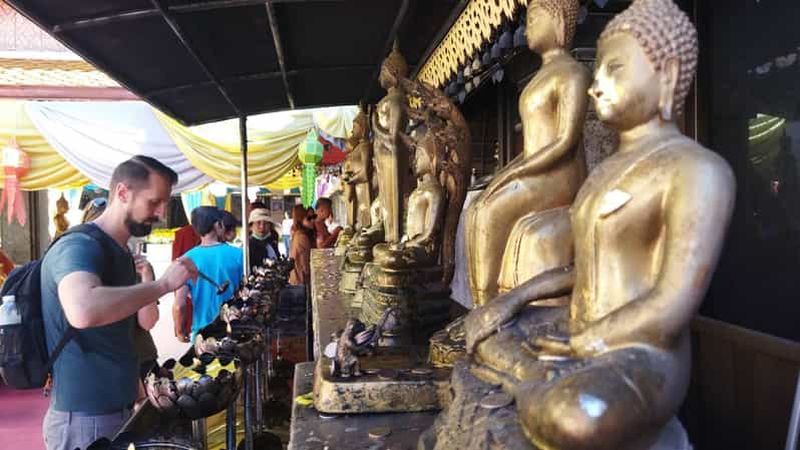 Billet Chiang Mai : Visite du Wat Pha Lat et du Wat Phra That Doi Suthep