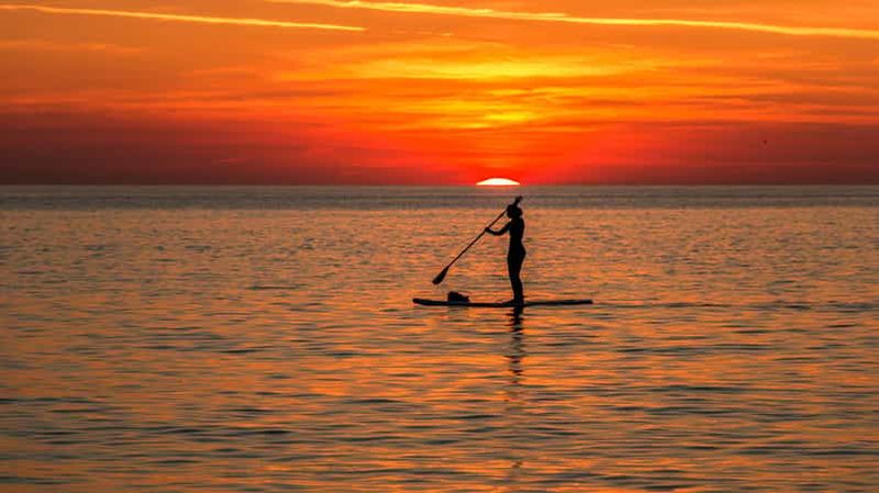 Billet Location de paddle board : glissez sur l'eau en toute simplicité