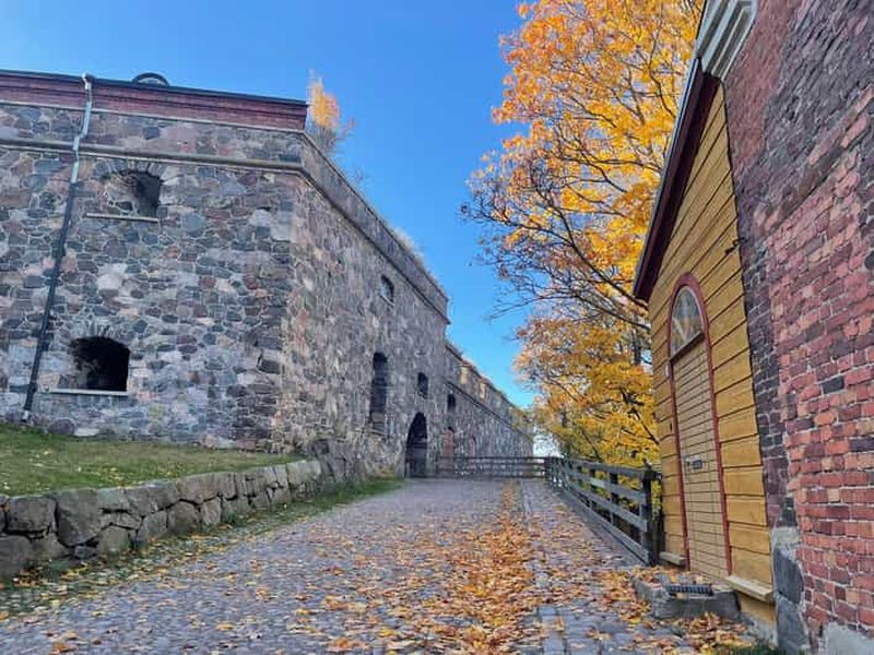 Billet Visite privée de Suomenlinna, site UNESCO : forteresse et paysages marins