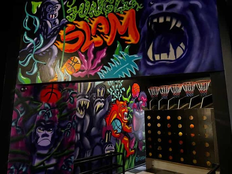 Billet Aventure nocturne à Riga : Tournée des bars et soirée jeux