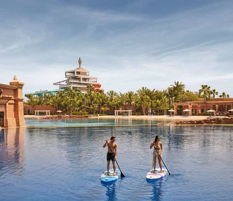 Billet Aquaventure World : Paddle avec les dauphins et pass 1 jour pour le parc aquatique