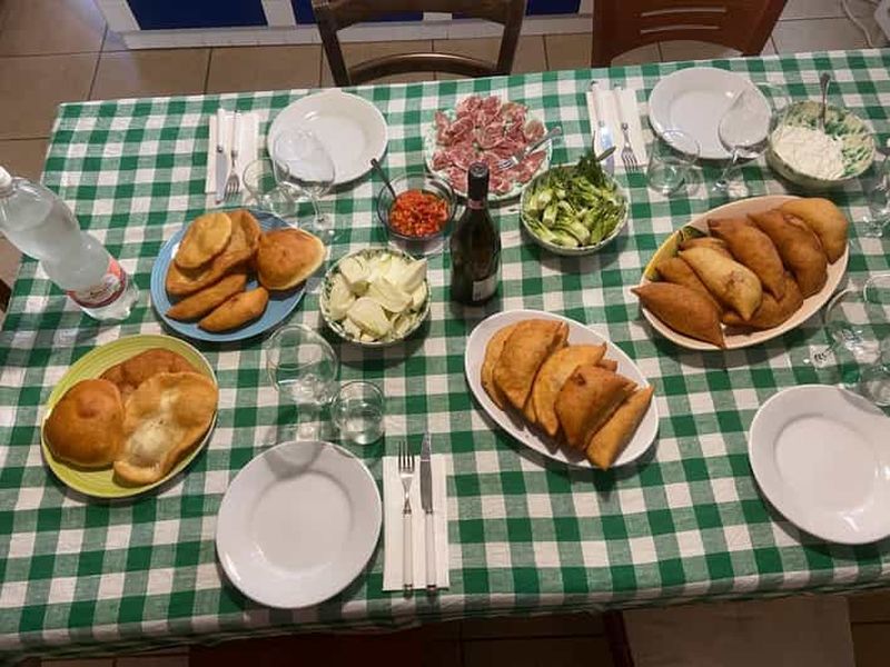 Billet Ostuni : cours de cuisine de panzerotti et de puccitedde frits