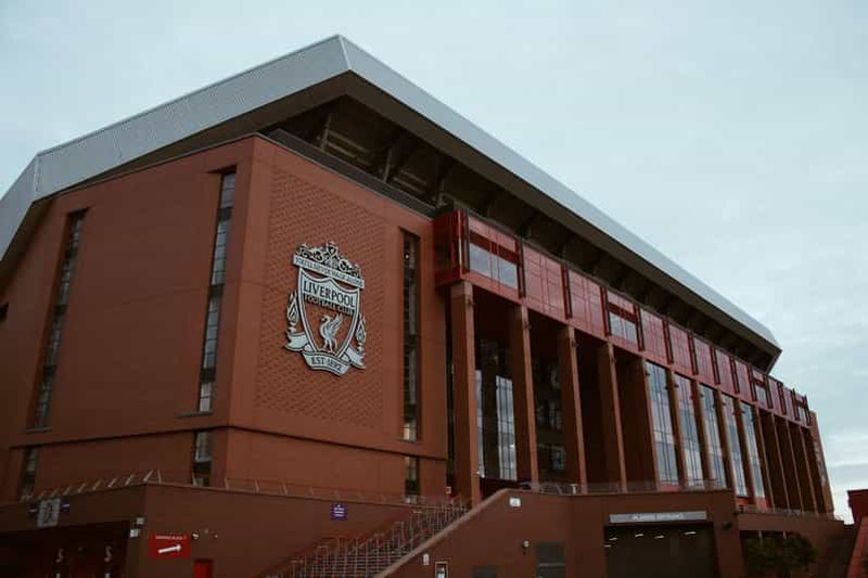 Billet Visite du stade et du musée du Liverpool FC + livre numérique exclusif pour les supporters