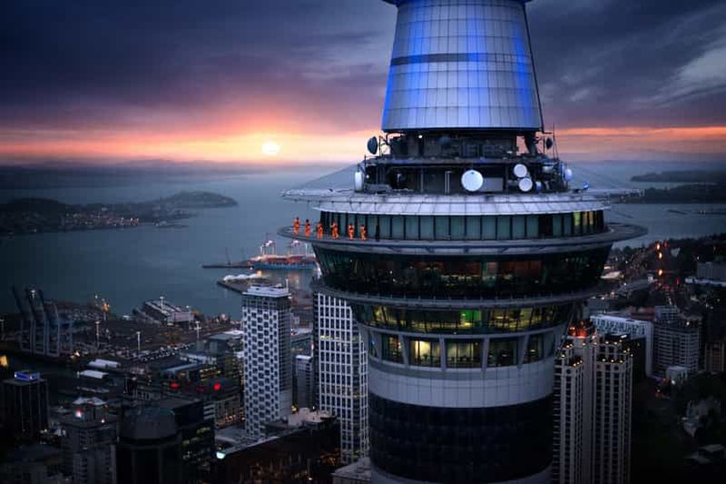 Billet Auckland : Sky Tower SkyWalk - Promenade à 192 m de haut