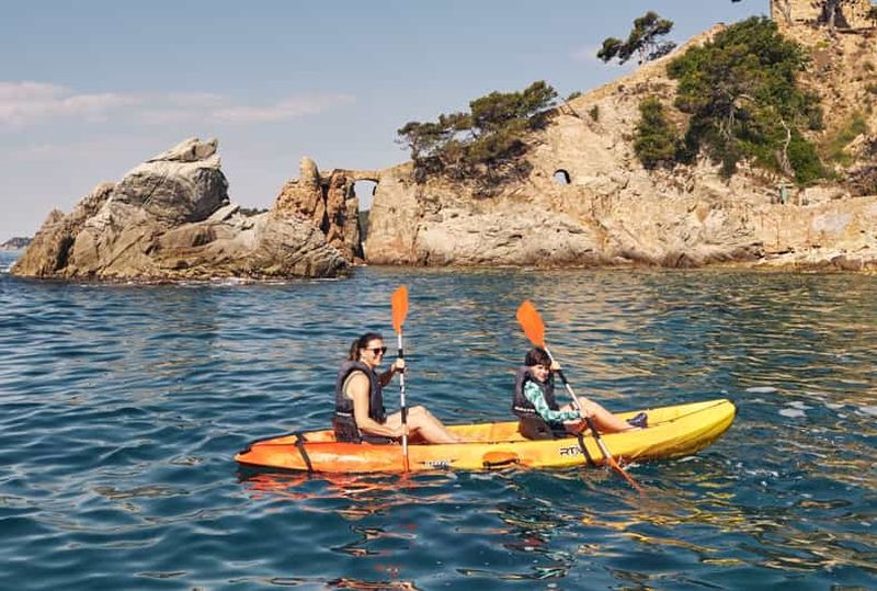 Billet Lloret de Mar : Excursion en kayak et baignade sur la Costa Brava
