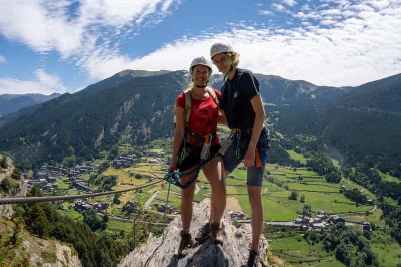 Billet Andorre : aventure via ferrata avec guide et équipement