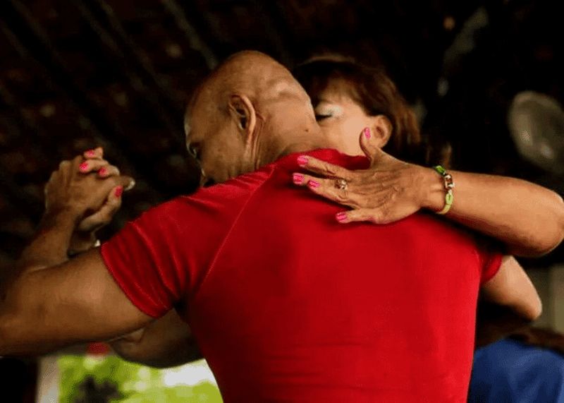 Billet Dansez la salsa et la champeta avec vue panoramique, bières et ceviche