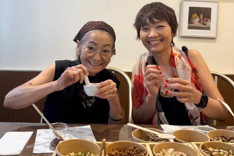 Billet Bangkok : créez votre sachet de parfum aux herbes thaïlandaises