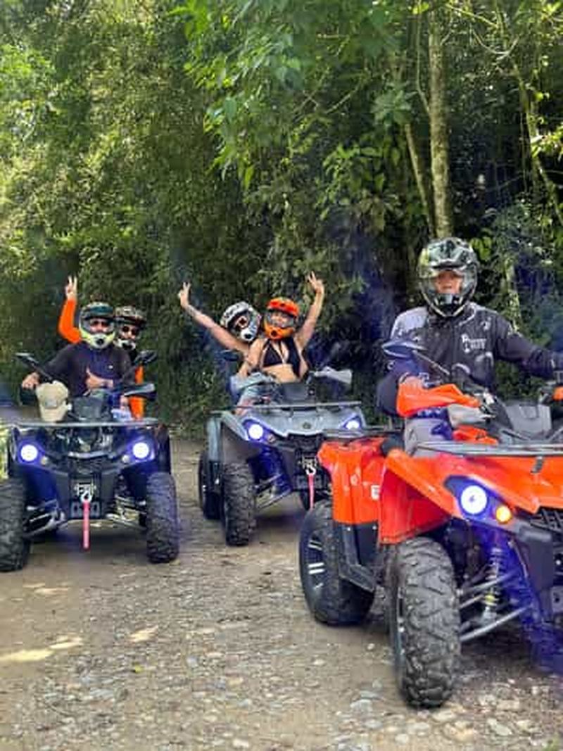 Billet Medellin : visite guidée en quad à Barbosa, avec cascades et piscines naturelles.