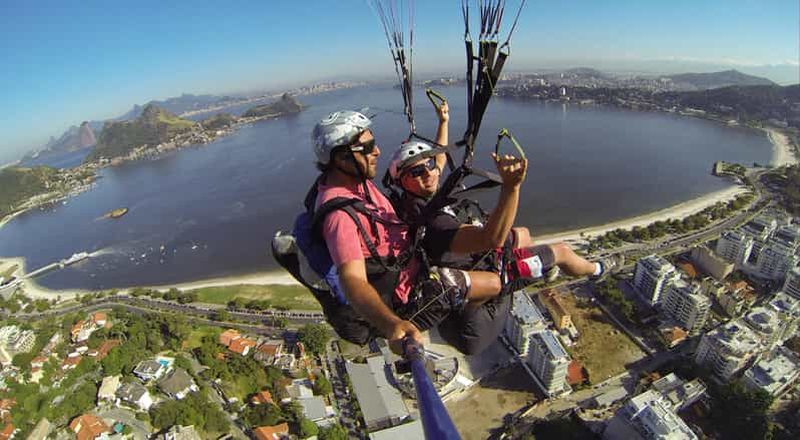 Billet Niterói : musée d'art contemporain et vol en parapente dans le parc municipal