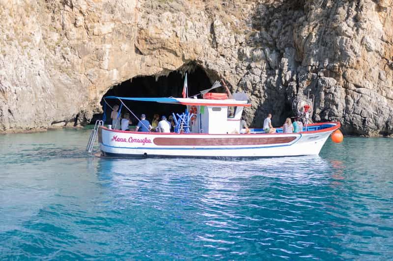 Billet Sperlonga : Excursion privée en bateau à la Grotte Bleue