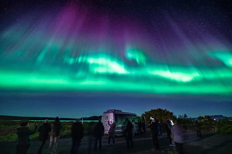 Billet Depuis Reykjavik : excursion pour admirer les aurores boréales avec chocolat chaud et photos