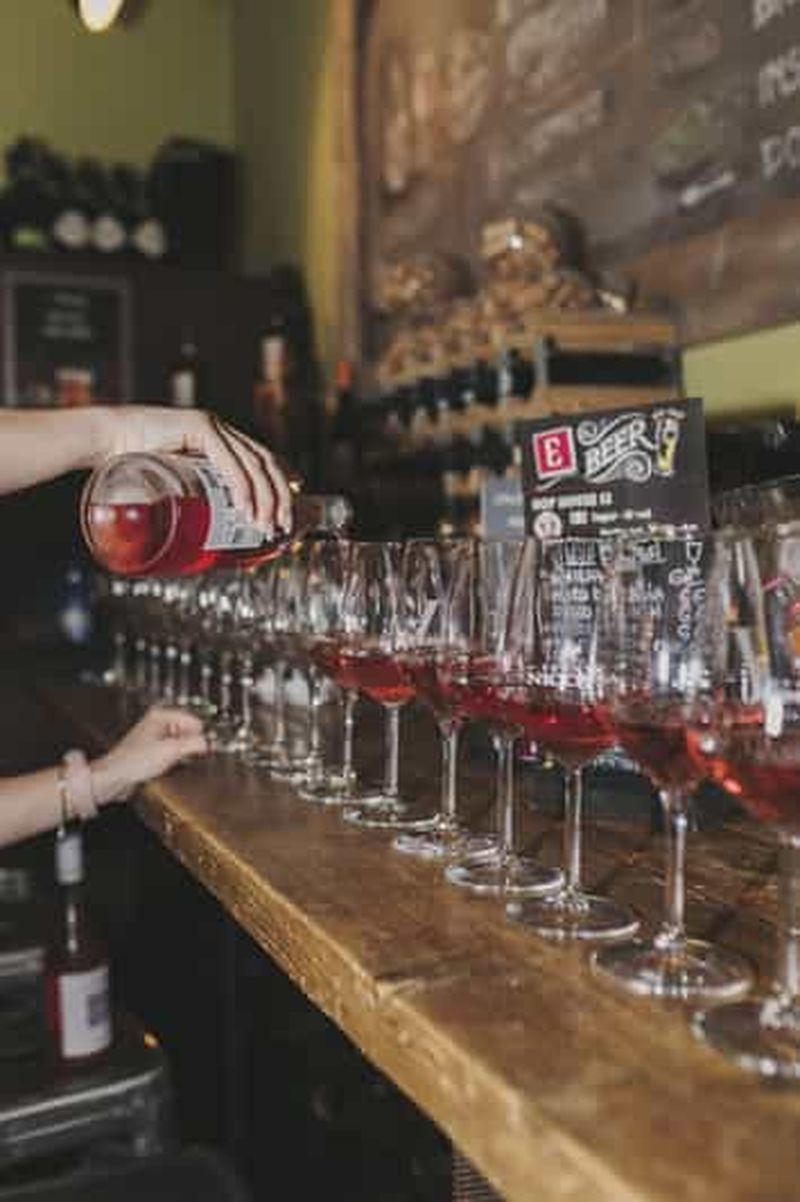 Billet Rome : Dégustation de vin dans le Trastevere avec accord mets et gelato