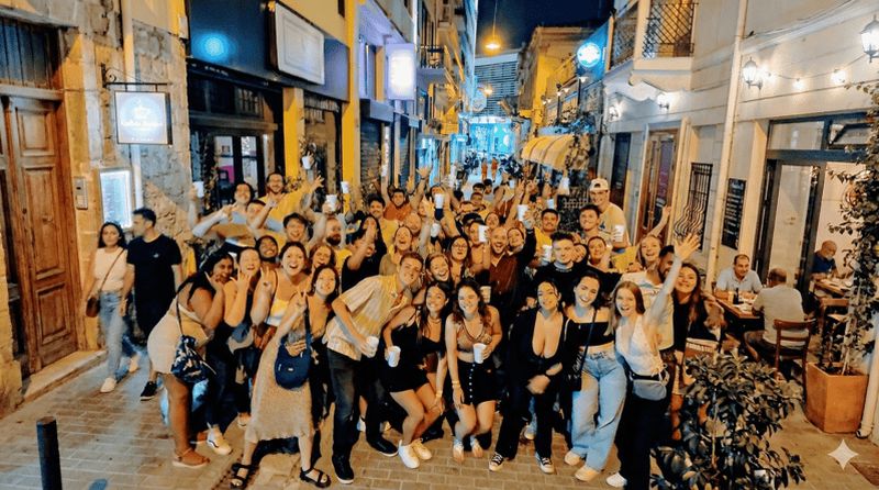Billet Antibes Pub Crawl 4 Pubs, Free Shots & Party Vibes on the French Riviera
