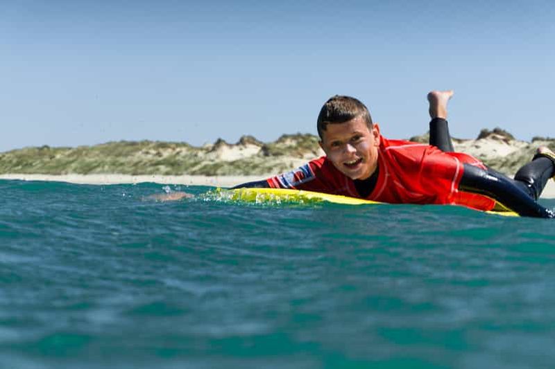 Billet La Torche : cours de surf dans les meilleures vagues