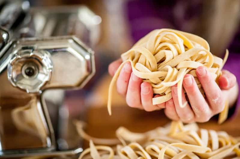 Billet Florence : Cours de cuisine de pâtes avec vin à volonté