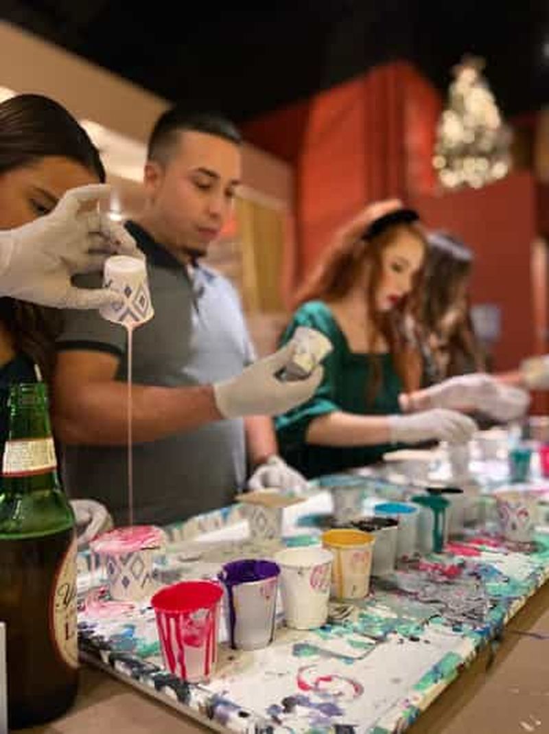 Billet Créez une peinture fluide dans la ville de Tampa