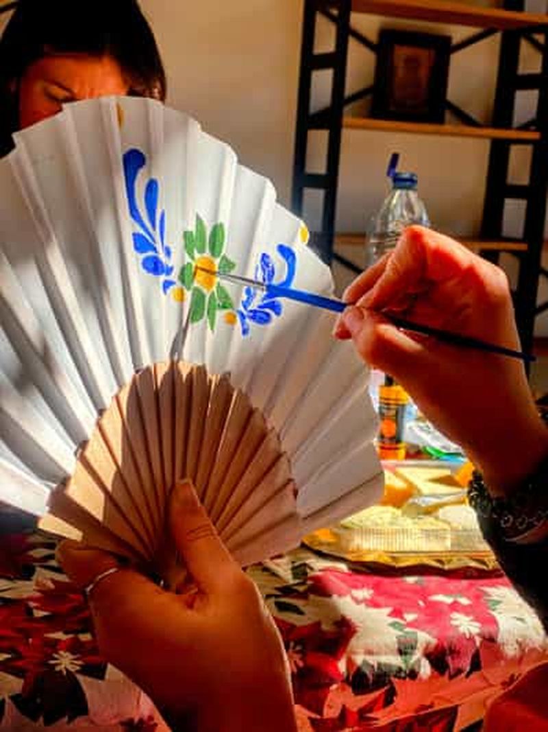 Billet Valence : atelier de peinture sur éventail espagnol avec un artiste local
