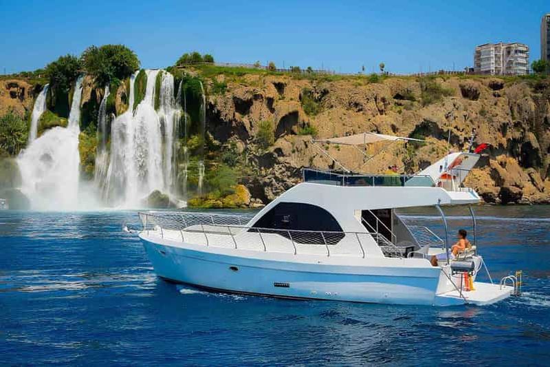 Billet Antalya : Location d'un yacht privé avec repas gastronomique en option