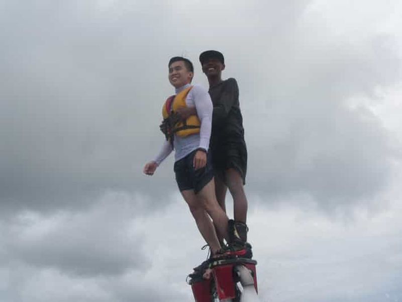 Billet Sports nautiques à Bali : parachute ascensionnel, jet ski, planche volante