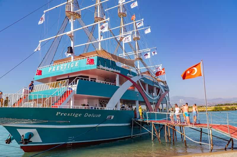 Billet La ville de Side : Croisière touristique avec arrêts baignade et soirée mousse