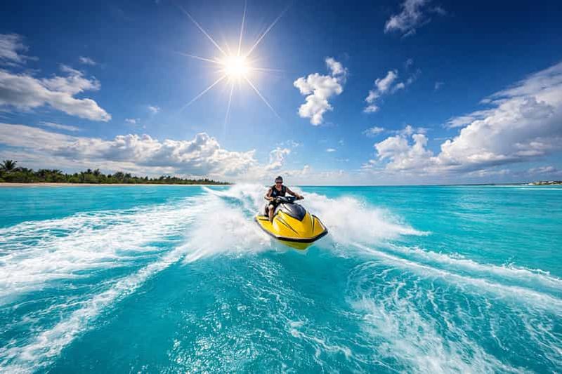 Billet Lombok : excursion en jet-ski