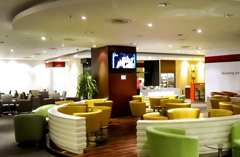 Billet SIN Aéroport Changi de Singapour SATS : accès aux salons Premier