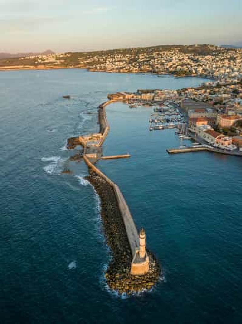 Billet La Canée : visite à pied sur les mythes, légendes et histoires anciennes
