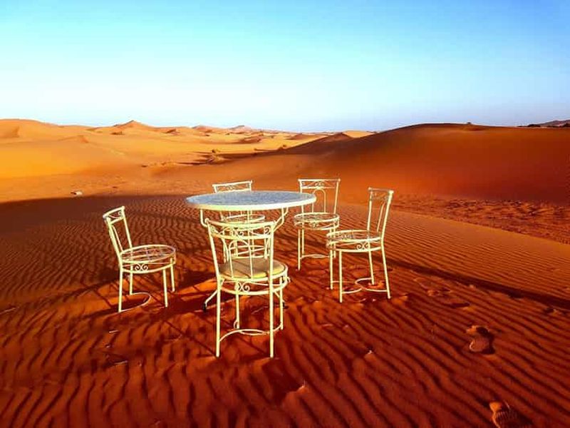 Billet Merzouga : safari nocturne, balade à dos de chameau, feu de camp et dîner