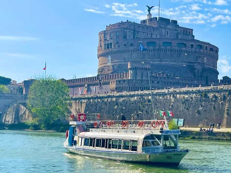 Billet Rome : visite des catacombes et bateau à arrêts multiples sur le Tibre