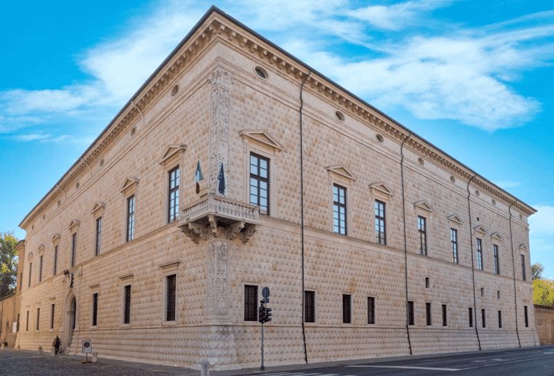 Billet Visite guidée du Palais des Diamants et Curiosités et Intrigues à la Maison d'Este