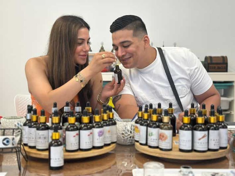 Billet Vieille ville d'Antalya : atelier de parfum avec plus de 100 essences