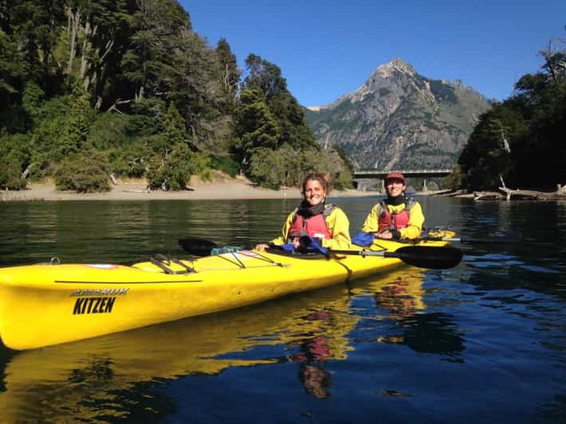 Billet Bariloche : demi-journée de kayak aux lacs Nahuel Huapi ou Moreno