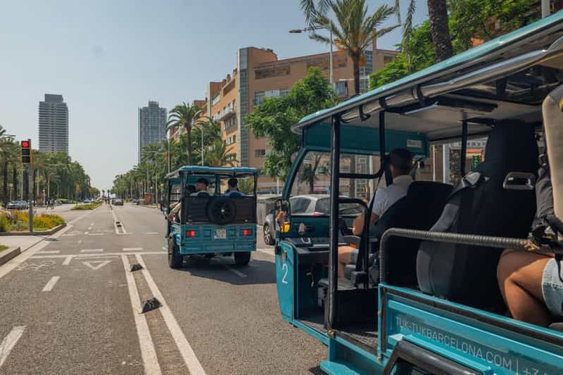Billet Barcelone : visite privée en Tuk-Tuk des temps forts de la ville