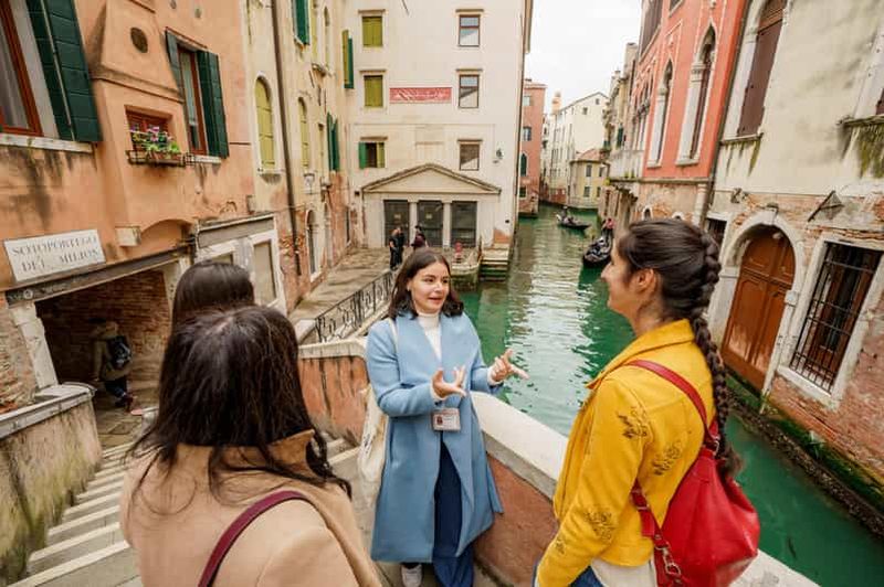 Billet Venise : visite au coucher du soleil sur les traces des fantômes, crimes et légendes, avec spritz