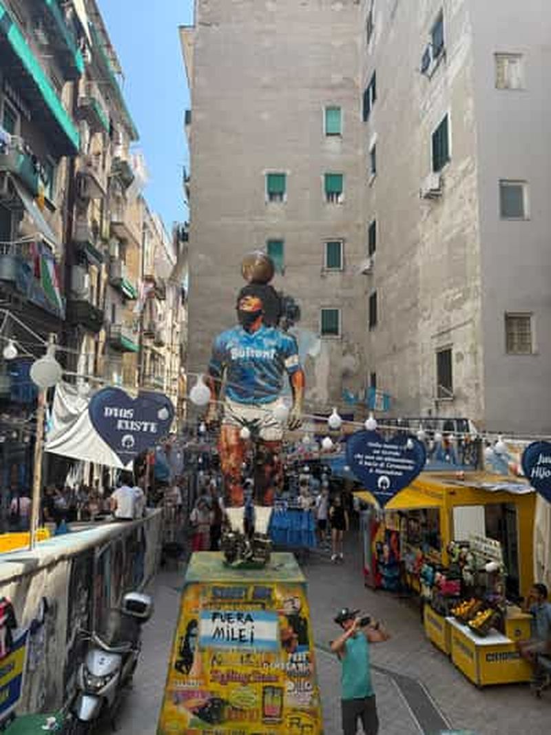 Billet Visite de Naples : entre les Quartiers Espagnols et le cœur du Vomero avec le funiculaire