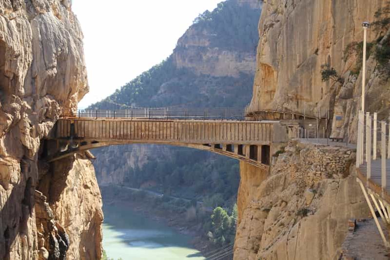 Billet Caminito del Rey : visite avec guide officiel et boisson
