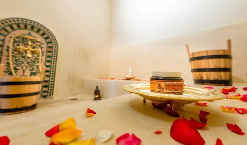 Billet Expérience de massage au spa et au hammam, y compris les transferts en voiture