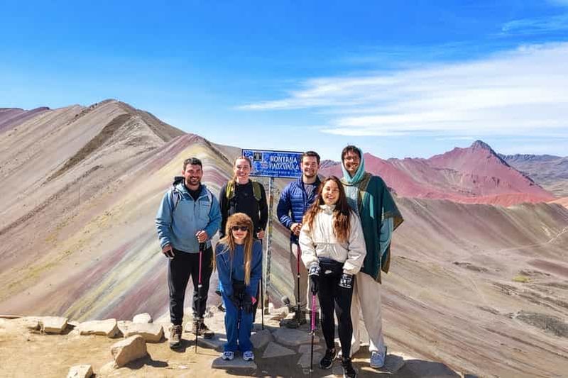 Billet Cuzco : excursion à la montagne Vinicunca et à la vallée Rouge avec repas