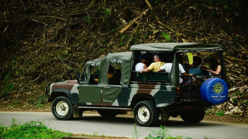 Billet Paraty : excursion en jeep dans la jungle, cascade et distillerie de cachaça