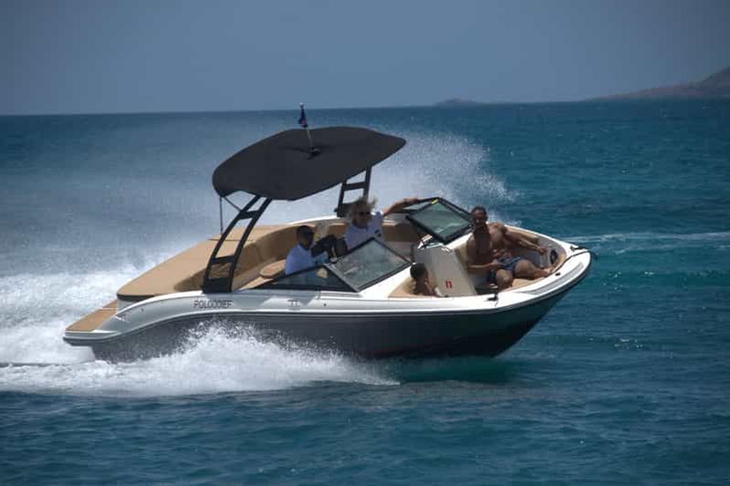 Billet Croisières intimes le long de la côte, les seules sur l'île de Sal.