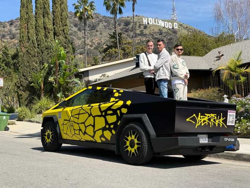 Billet Los Angeles : Visite du panneau Hollywood Sign et du Cybercamion Tesla