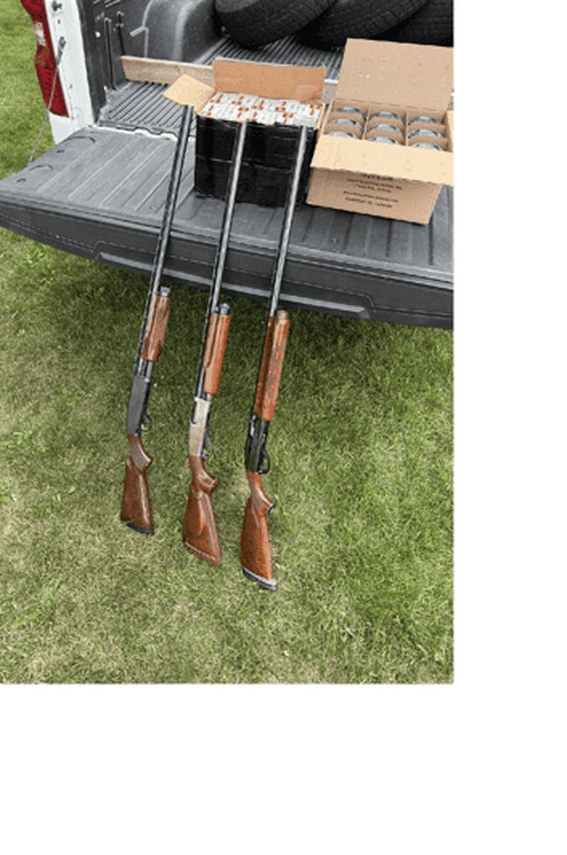 Billet Ayia Napa : activité 2-en-1, tir au pigeon d'argile et exploration des grottes marines