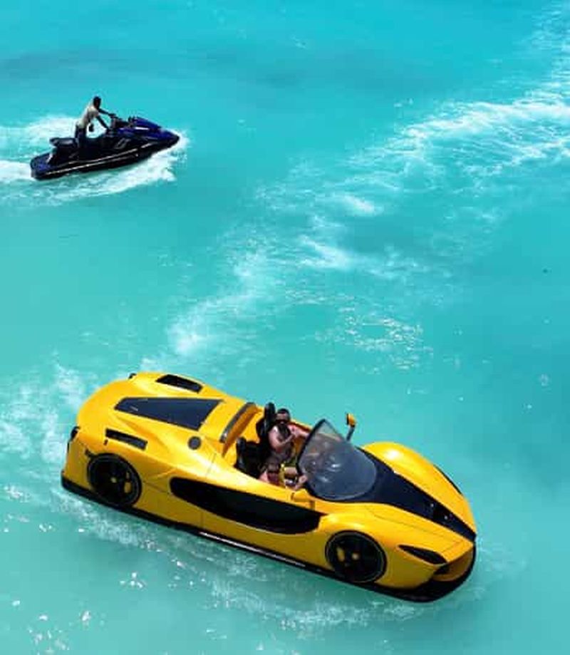 Billet ZANZIBAR : Excursion en voiture et jet-ski avec prise en charge