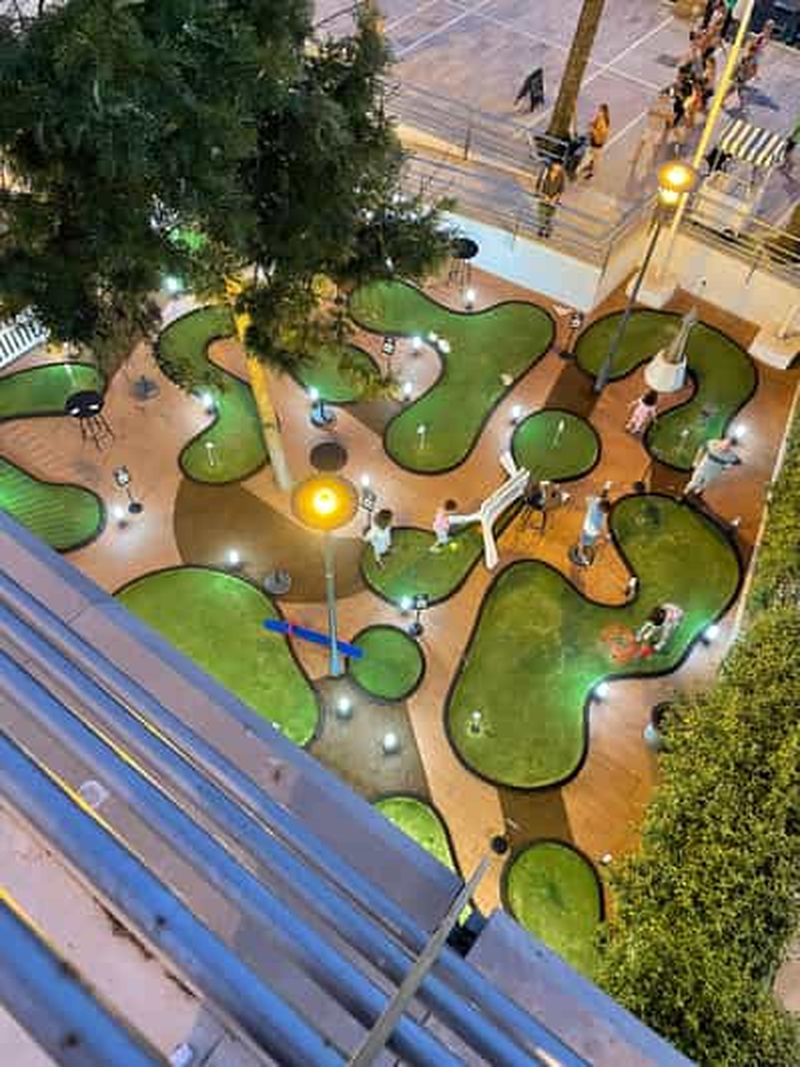 Billet Quizygolf Marbella, entrée au Minigolf