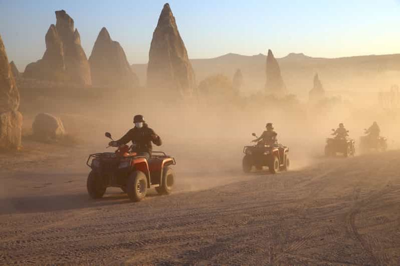 Billet Depuis Ürgüp/Göreme : Excursion en quad au lever ou au coucher du soleil en Cappadoce