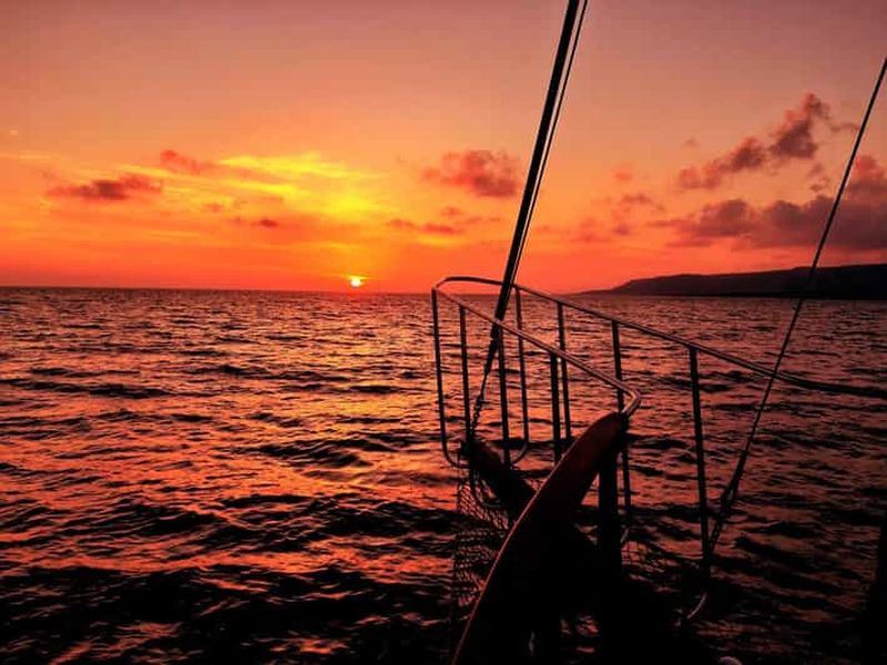 Billet Argostoli : Croisière au coucher du soleil avec arrêts baignade, dîner et vin