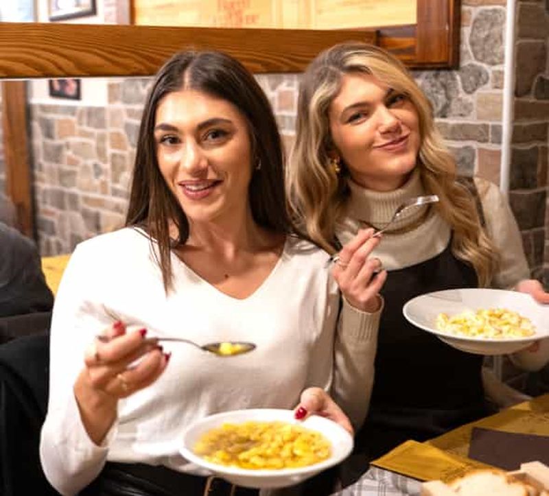 Billet Bologne : visite à pied du marché alimentaire en petit groupe avec dégustation