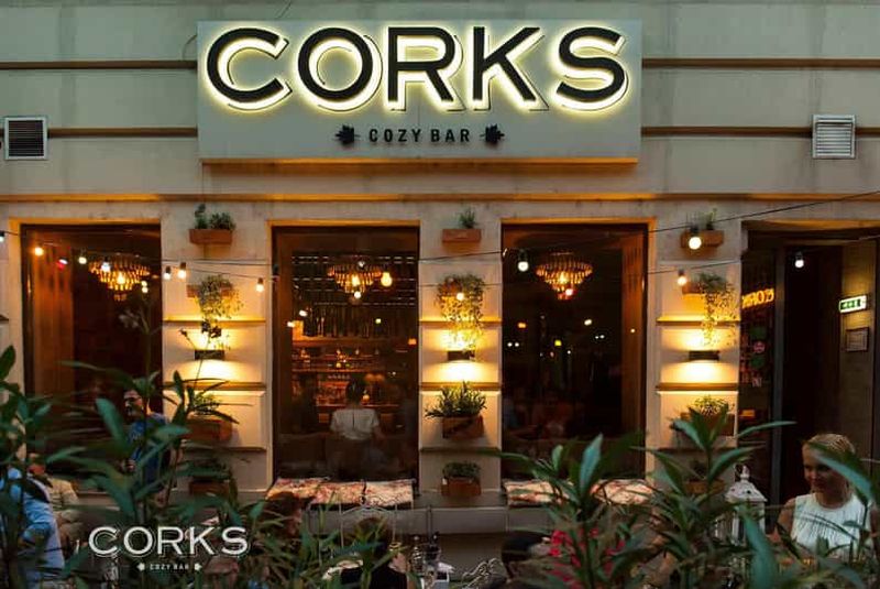 Billet Bucarest : Expérience d'accord mets et vins roumains