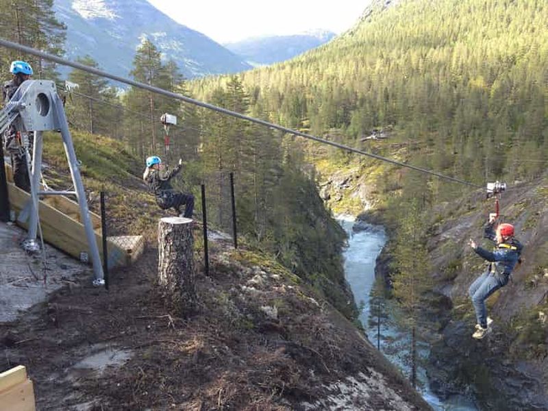 Billet Jostedal : aventure en tyrolienne à Midgard